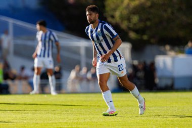 Alan Varela Liga Portekiz maçı sırasında Estoril Praia ve FC Porto takımları arasında Estadio Antonio Coimbra da Mota 'da görüldü (Maciej Rogowski)