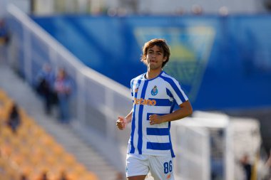 Rodrigo Mora, Liga Portekiz maçı sırasında Estoril Praia ve FC Porto takımları arasında Estadio Antonio Coimbra da Mota 'da görüldü (Maciej Rogowski)