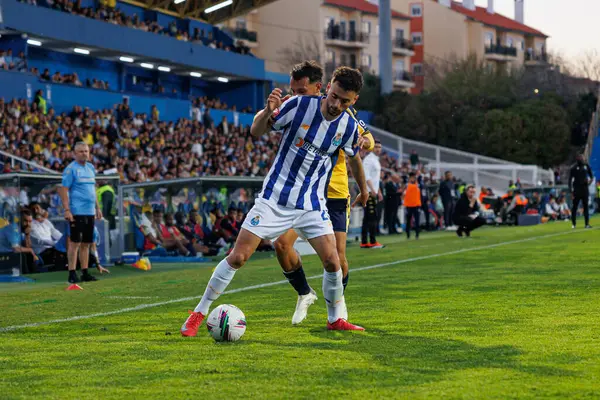Joao Mario, Liga Portekiz maçı sırasında Estoril Praia ve FC Porto takımları arasında Estadio Antonio Coimbra da Mota 'da görüldü (Maciej Rogowski)
