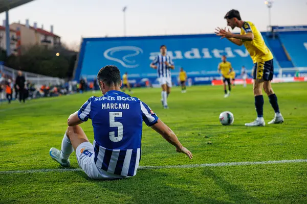 Liga Portekiz maçında Estoril Praia ve FC Porto takımları arasında Estadio Antonio Coimbra da Mota 'da görüldü (Maciej Rogowski)