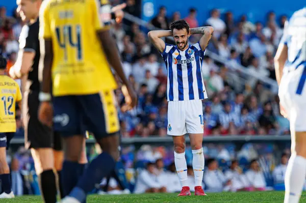 Liga Portekiz maçında Estoril Praia ve FC Porto takımları arasında Estadio Antonio Coimbra da Mota 'da görüldü (Maciej Rogowski)