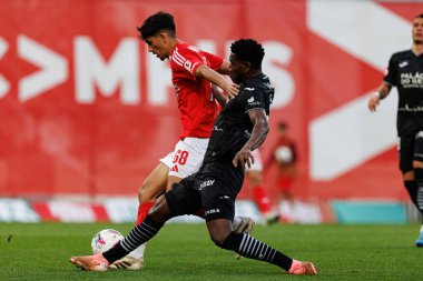 Joao Veloso ve Samba Kone, Liga Portekiz 2 maçında SL Benfica B ve Academico de Viseu FC takımları arasında görüldü.
