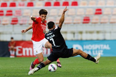 Goncalo Oliveira ve Yuri Araujo Liga Portekiz 2 maçında SL Benfica B ve Academico de Viseu FC takımları arasında görüldü.