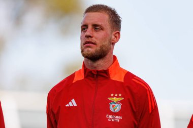 Lenny Lacroix, Liga Portekiz 2 maçında SL Benfica B ve Academico de Viseu FC takımları arasında görüldü.