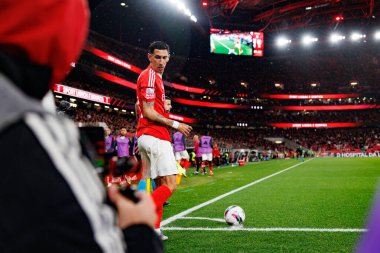 SL Benfica ve SC Farense (Maciej Rogowski) takımları arasında Liga Portekiz maçında görülen Angel Di Maria)