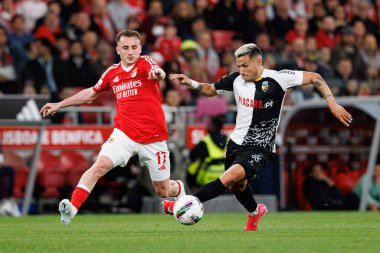 Kerem Akturkoglu ve Rony Lopes Liga Portekiz maçı sırasında SL Benfica ve SC Farense (Maciej Rogowski)