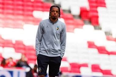 SL Benfica ve SC Farense (Maciej Rogowski) takımları arasında oynanan Liga Portekiz maçı sırasında rakibi Morais görüldü.)