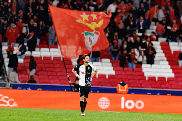 Томаш Рибейро видел во время матча Лиги Португалии между командами "Бенфики" и "Фаренсе" (Мацей Роговски))