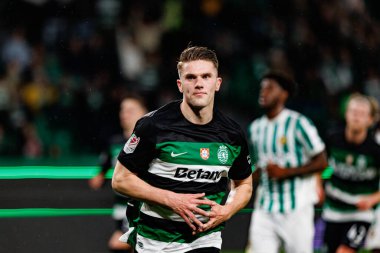 Viktor Gyokeres, Estadio Jose Alvalade 'deki (Maciej Rogowski) Sporting CP ve Rio Ave FC takımları arasındaki Taca De Portugal maçında gol attıktan sonra kutlama yaparken görüldü.)