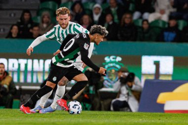 Maximiliano Araujo ve Ole Pohlmann, Taca De Portugal maçında Estadio Jose Alvalade 'de (Maciej Rogowski)