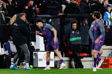 Alvaro Aguado, Rayo Vallecano ve RCD Espanyol de Barcelona (Maciej Rogowski) takımları arasındaki LaLiga EA SPORTS maçında gol attıktan sonra kutlama yaparken görüldü.)