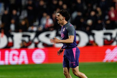 Alvaro Aguado, Rayo Vallecano ve RCD Espanyol de Barcelona (Maciej Rogowski) takımları arasında LaLiga EA SPORTS maçı sırasında görüldü.)