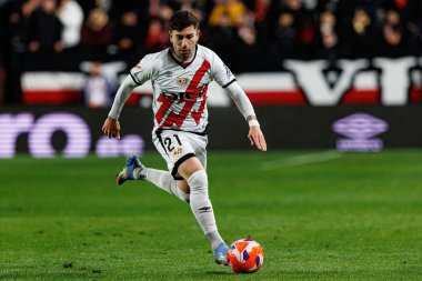 Adrian Embarba, Rayo Vallecano ve RCD Espanyol de Barcelona (Maciej Rogowski) takımları arasında oynanan LaLiga EA SPORTS maçı sırasında görüldü.)
