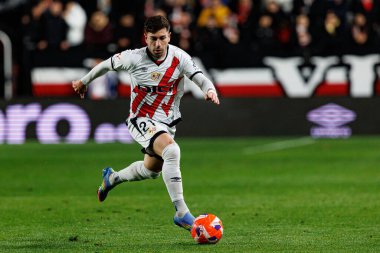 Adrian Embarba, Rayo Vallecano ve RCD Espanyol de Barcelona (Maciej Rogowski) takımları arasında oynanan LaLiga EA SPORTS maçı sırasında görüldü.)