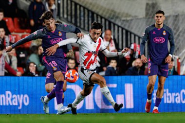 Urko Gonzalez ve Pedro Diaz, LaLiga EA SPORTS maçı sırasında Rayo Vallecano ve RCD Espanyol de Barcelona (Maciej Rogowski)