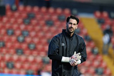 Augusto Batalla, Rayo Vallecano ve RCD Espanyol de Barcelona (Maciej Rogowski) takımları arasında oynanan EA SPORTS maçı sırasında görüldü.)