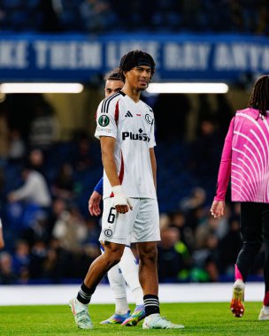 Maximillian Oyedele UEFA Konferans Ligi sırasında Chelsea FC ile Legia Warszawa (Maciej Rogowski)