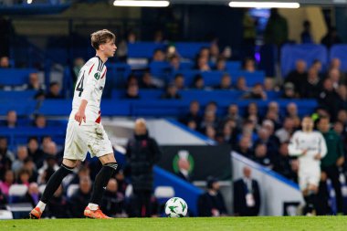 Jan Ziolkowski, UEFA Konferans Ligi 'nde Chelsea FC ile Legia Warszawa (Maciej Rogowski) arasındaki çeyrek final maçında görüldü.)