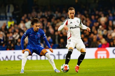 Malo Gusto ve Kacper Chodyna UEFA Konferans Ligi 'nde Chelsea FC ile Legia Warszawa (Maciej Rogowski)