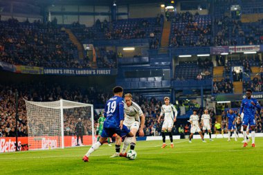 Jadon Sancho, UEFA Konferans Ligi 'nde Chelsea FC ile Legia Warszawa (Maciej Rogowski) arasındaki çeyrek final maçında görüldü.)