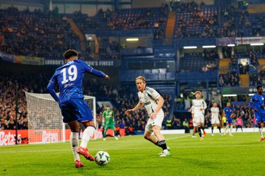 Jadon Sancho, UEFA Konferans Ligi 'nde Chelsea FC ile Legia Warszawa (Maciej Rogowski) arasındaki çeyrek final maçında görüldü.)