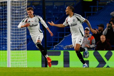 Jan Ziolkowski ve Steven Kapuadi, UEFA Konferans Ligi 'nde Chelsea FC ile Legia Warszawa (Maciej Rogowski)