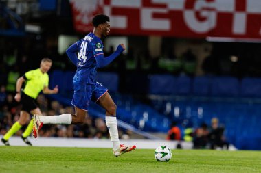 Josh Acheampong UEFA Konferans Ligi 'nde Chelsea FC ile Legia Warszawa (Maciej Rogowski) arasındaki çeyrek final maçında görüldü.)