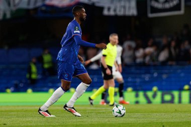 Tosin Adarabioyo, UEFA Konferans Ligi 'nde Chelsea FC ile Legia Warszawa (Maciej Rogowski) arasındaki çeyrek final maçında görüldü.)