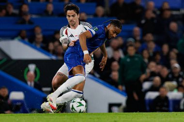 Cristopher Nkunku ve Claude Goncalf UEFA Konferans Ligi 'nde Chelsea FC ile Legia Warszawa (Maciej Rogowski)