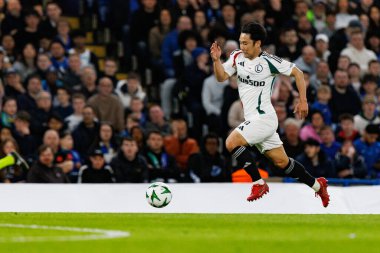 Ryoya Morishita UEFA Konferans Ligi 'nde Chelsea FC ile Legia Warszawa (Maciej Rogowski) arasındaki çeyrek final maçında görüldü.)