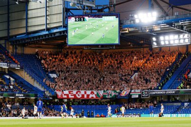 Legia taraftarları UEFA Konferans Ligi 'nde Chelsea FC ve Legia Warszawa (Maciej Rogowski) arasında oynanan çeyrek final maçında görüldü.)