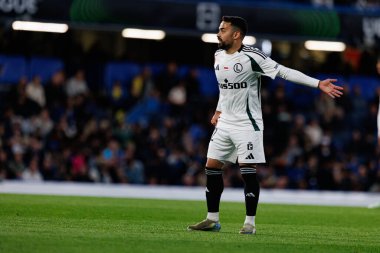 Luquinhas, UEFA Konferans Ligi 'nde Chelsea FC ile Legia Warszawa (Maciej Rogowski) arasında oynanan çeyrek final maçını izledi.)