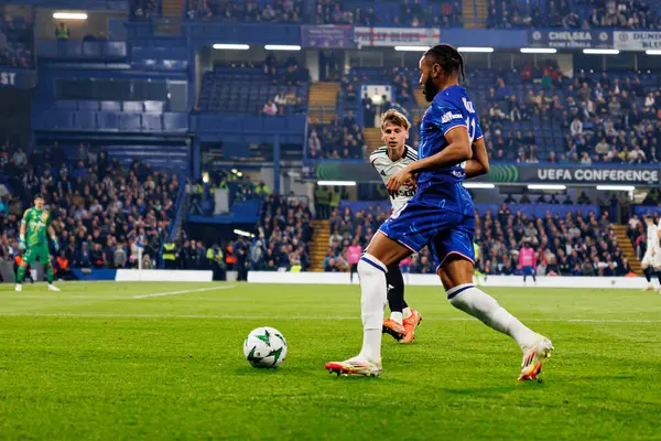 Christopher Nkunku ve Jan Ziolkowski UEFA Konferans Ligi 'nde Chelsea FC ile Legia Warszawa (Maciej Rogowski)