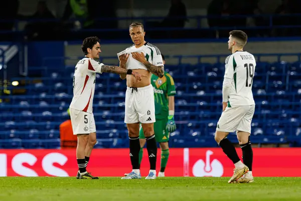 Claude Goncalves ve Steven Kapuadi UEFA Konferans Ligi 'nde Chelsea FC ile Legia Warszawa (Maciej Rogowski)