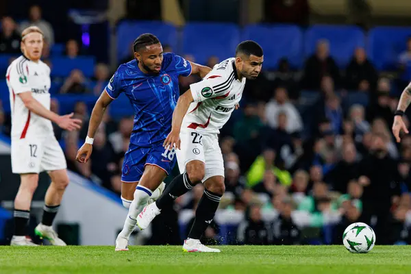 Cristopher Nkunku ve Juergen Elitim UEFA Konferans Ligi 'nde Chelsea FC ile Legia Warszawa (Maciej Rogowski)