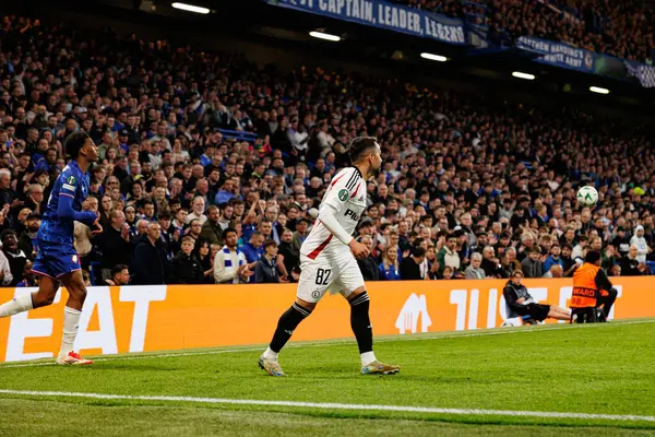 Luquinhas, UEFA Konferans Ligi 'nde Chelsea FC ile Legia Warszawa (Maciej Rogowski) arasında oynanan çeyrek final maçını izledi.)