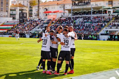 Farense oyuncuları Liga Portekiz maçında Estrela Amadora ve SC Farense takımları arasında Estadio Jose Gomes 'de (Maciej Rogowski)