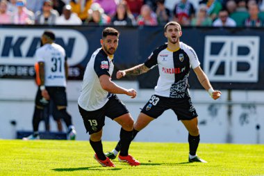 Rui Costa, Liga Portekiz maçında Estrela Amadora ve SC Farense takımları arasında attığı golün ardından Estadio Jose Gomes 'de (Maciej Rogowski)