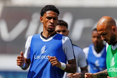 Paulo Victor, Liga Portekiz maçı sırasında Estrela Amadora ve SC Farense takımları arasında Estadio Jose Gomes 'de (Maciej Rogowski)