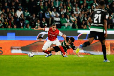 Amine El Ouazzani ve Eduardo Quaresma, Liga Portekiz maçı sırasında Estadio Jose Alvalade 'de (Maciej Rogowski)
