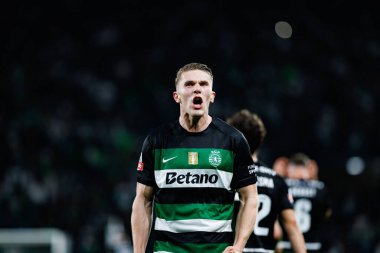 Viktor Gyokeres, Estadio Jose Alvalade 'deki (Maciej Rogowski) Sporting CP ve SC Braga takımları arasında oynanan Liga Portekiz maçında gol attıktan sonra kutlama yaparken görüldü.)