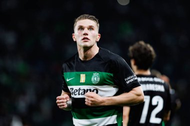 Viktor Gyokeres, Estadio Jose Alvalade 'deki (Maciej Rogowski) Sporting CP ve SC Braga takımları arasında oynanan Liga Portekiz maçında gol attıktan sonra kutlama yaparken görüldü.)
