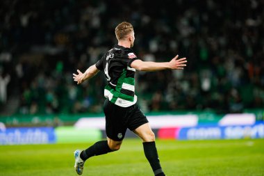 Viktor Gyokeres, Estadio Jose Alvalade 'deki (Maciej Rogowski) Sporting CP ve SC Braga takımları arasında oynanan Liga Portekiz maçında gol attıktan sonra kutlama yaparken görüldü.)
