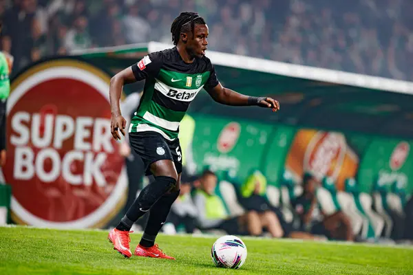 Estadio Jose Alvalade 'deki (Maciej Rogowski) Sporting CP ve SC Braga takımları arasında oynanan Liga Portekiz maçı sırasında Geovany Quenda görüldü.)