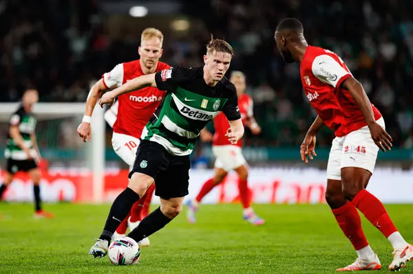 Viktor Gyokeres, Liga Portekiz maçı sırasında Estadio Jose Alvalade 'de (Maciej Rogowski) Sporting CP ve SC Braga takımları arasında görüldü.)