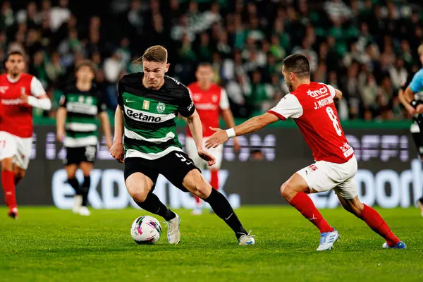 Viktor Gyokeres ve Joao Moutinho Liga Portekiz maçı sırasında Estadio Jose Alvalade 'de (Maciej Rogowski)