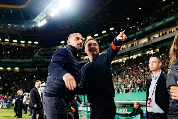 Rui Borges ve Carlos Carvalhal, Liga Portekiz maçı sırasında Estadio Jose Alvalade 'de (Maciej Rogowski)