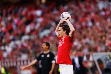 Alvaro Carreras, Liga Portekiz maçında SL Benfica ve FC Arouca (Maciej Rogowski) takımları arasında görüldü.)