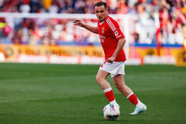 Kerem Akturkoglu Liga Portekiz maçı sırasında SL Benfica ve FC Arouca (Maciej Rogowski) takımları arasında görüldü.)