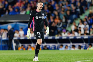 David Soria, LaLiga EA SPORTS maçı sırasında Estadio Coliseum 'da Getafe CF ve Real Madrid CF takımları arasında görüldü (Maciej Rogowski)